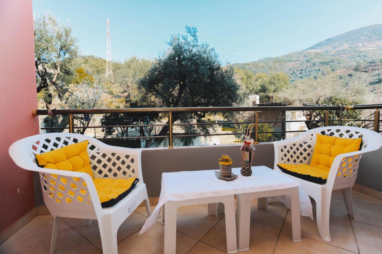 Large Apartment Near The Seaside Boulevard Lungomare Vlore Luaran gambar