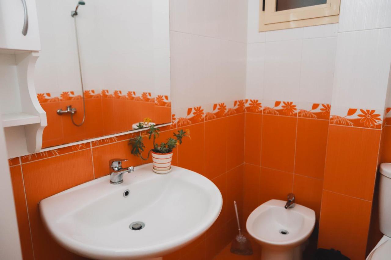 Large Apartment Near The Seaside Boulevard Lungomare Vlore Luaran gambar