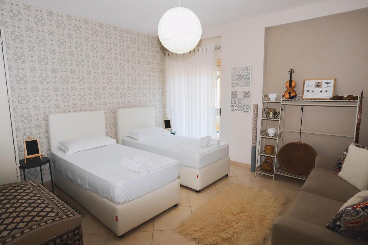 Large Apartment Near The Seaside Boulevard Lungomare Vlore Luaran gambar